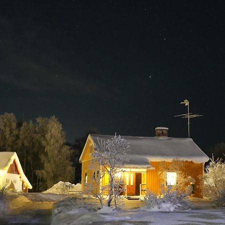 Villa House Next Door The Arctic Circle à Överkalix Extérieur photo